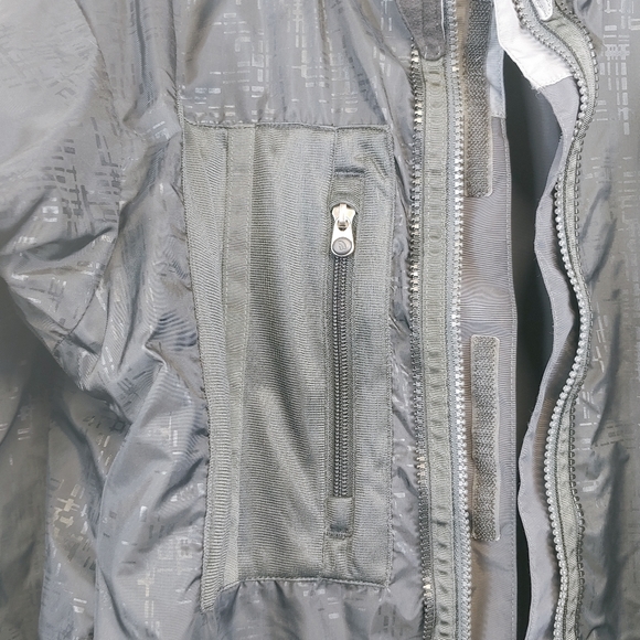 SEE NEW LISTING Men's The North Face Hyvent Waterproof Jacket - Picture 11 of 13